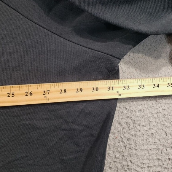 Nike Dri Fit Women's 2X Black Cropped Just Do It Swoosh Athletic Seeatshirt - Picture 3 of 6